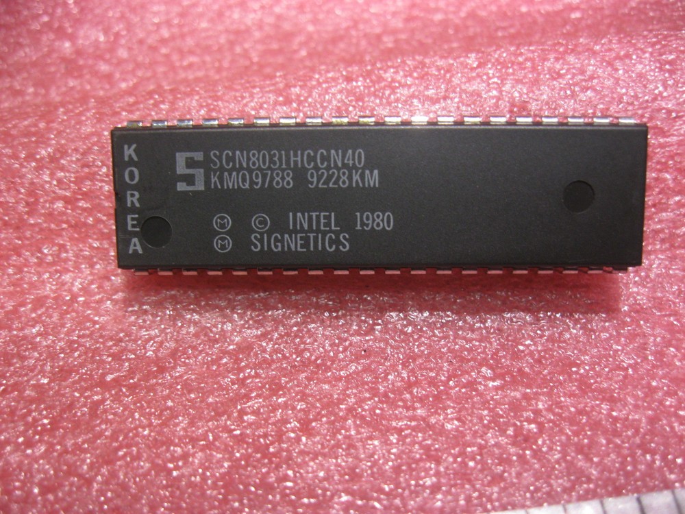 SCN8031HCCN40 Signetics 8-Bit Microprocessor Intel