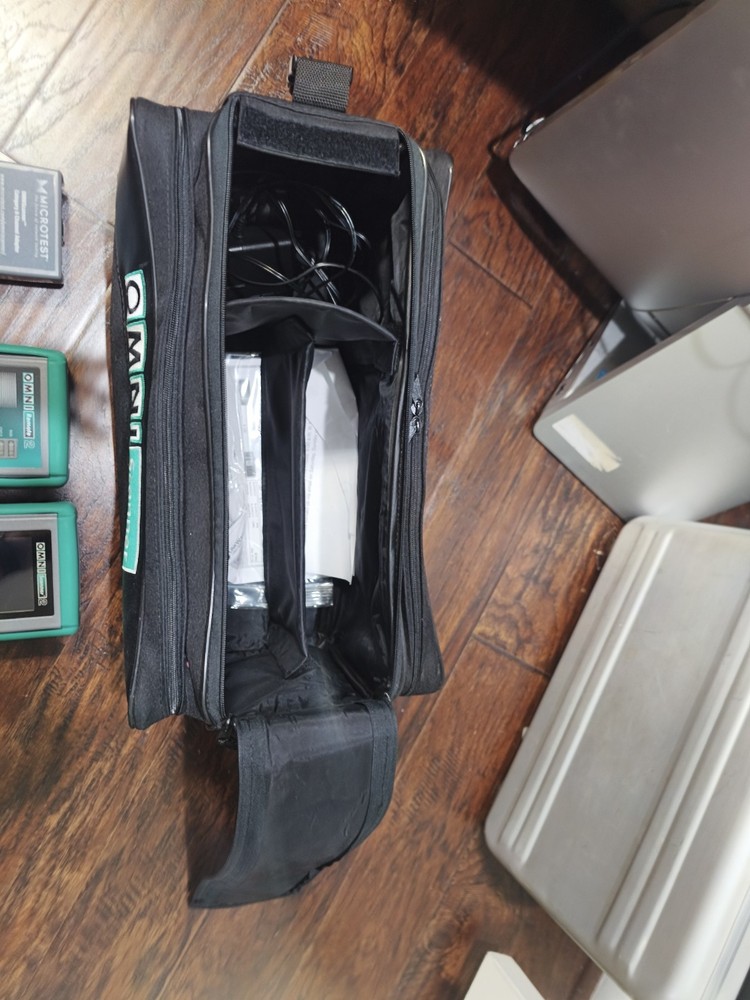 Fluke Microtest OMNIScanner 2 Cat5 Cat5e Cat6 Digital Cable Analyzer Certifier