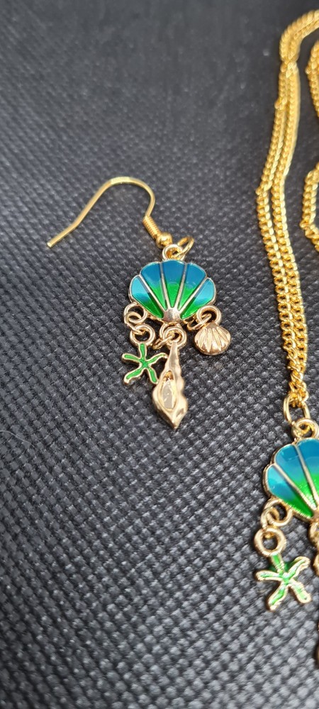 Necklace And Earring Set