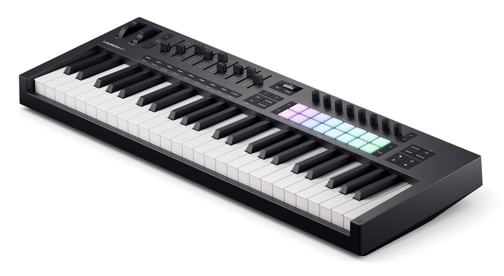 Novation LAUNCHKEY 49 MK4 49-Key USB MIDI Ableton Keyboard Controller+Microphone