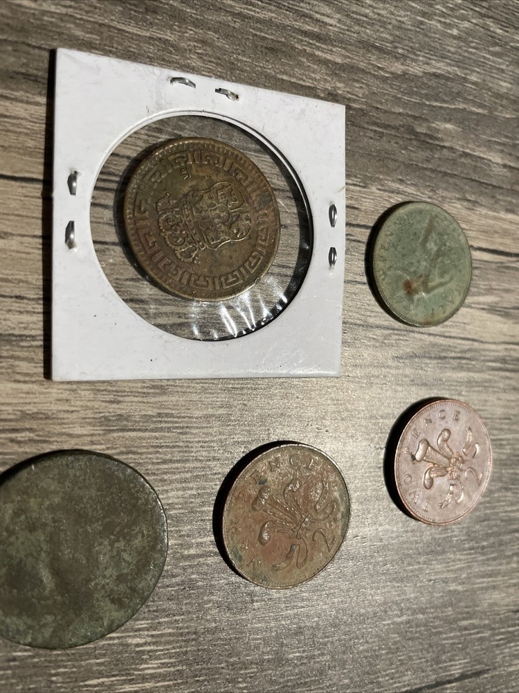 7 Random Estate Find Coins.
