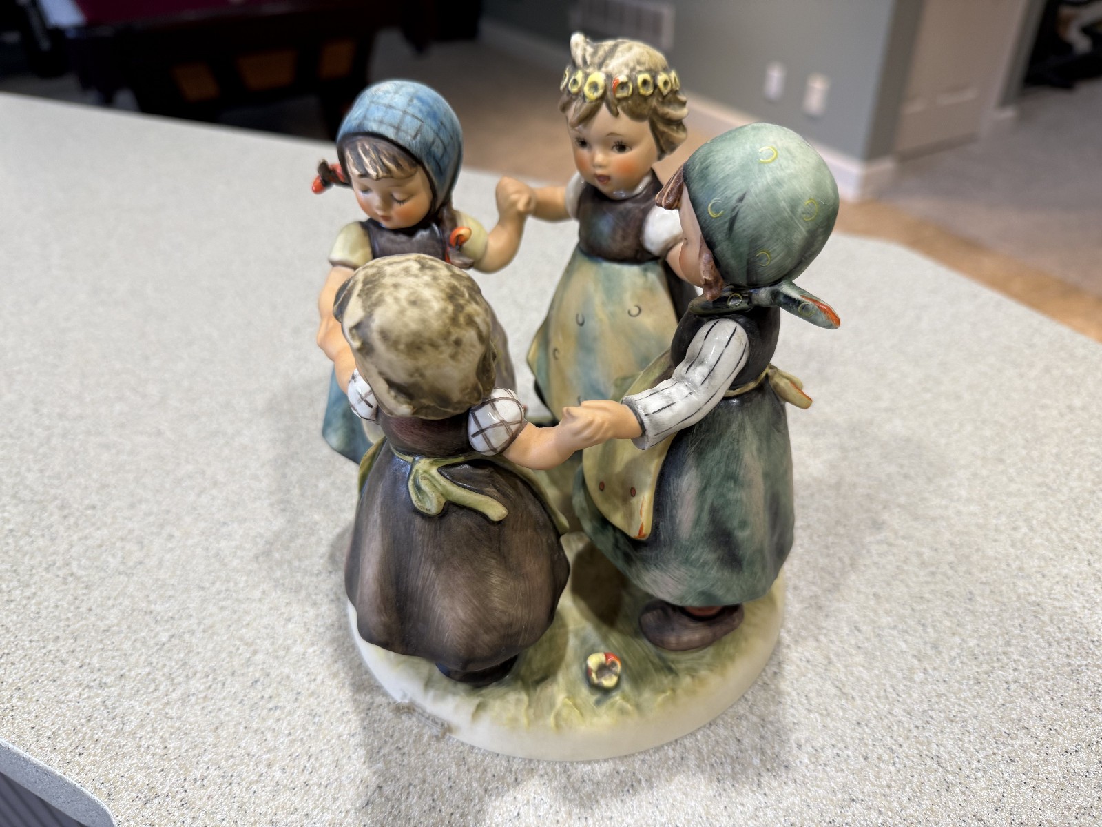 Quantity 2 1957 " RING AROUND THE ROSIE " #348 HUMMEL FIGURE W. GERMANY GOEBEL