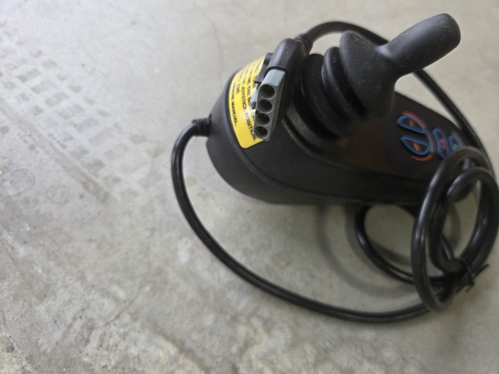 JOYSTICK CONTROLLER FOR XHD/HD6 HOVEROUND MODEL