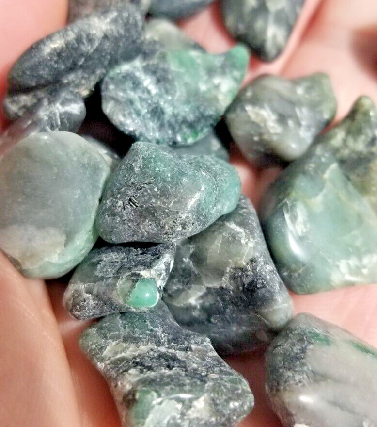 50g Tumbled Emerald Green Crystal Gemstone Specimens