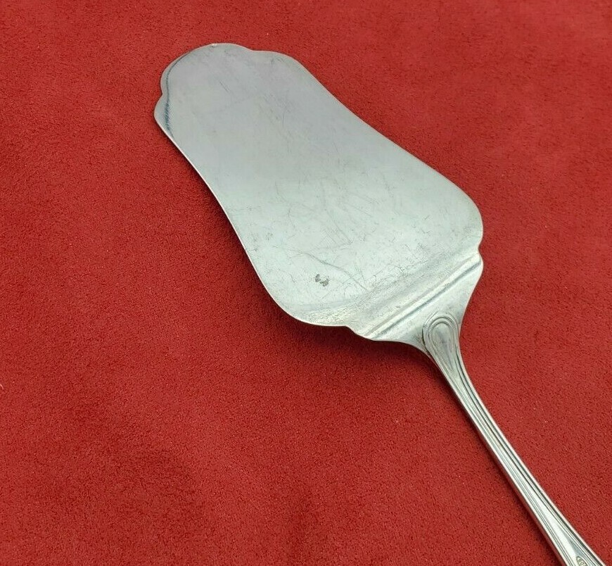 800 Silver Petit Four or Pie Server with Design on Blade #10908