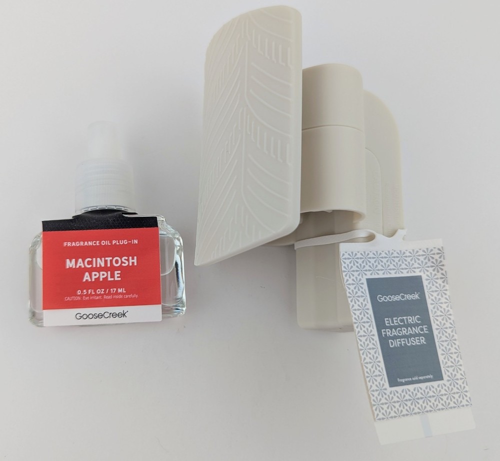 Goose Creek Macintosh Apple Fragrance Oil Refill & Diffuser Plug
