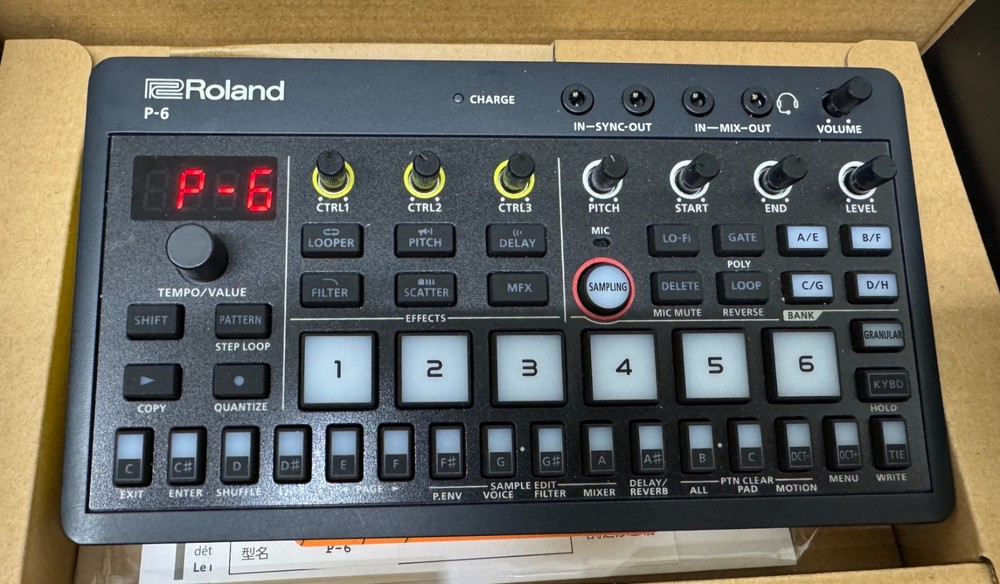 Roland P-6 AIRA Compact Creative Sampler - Used