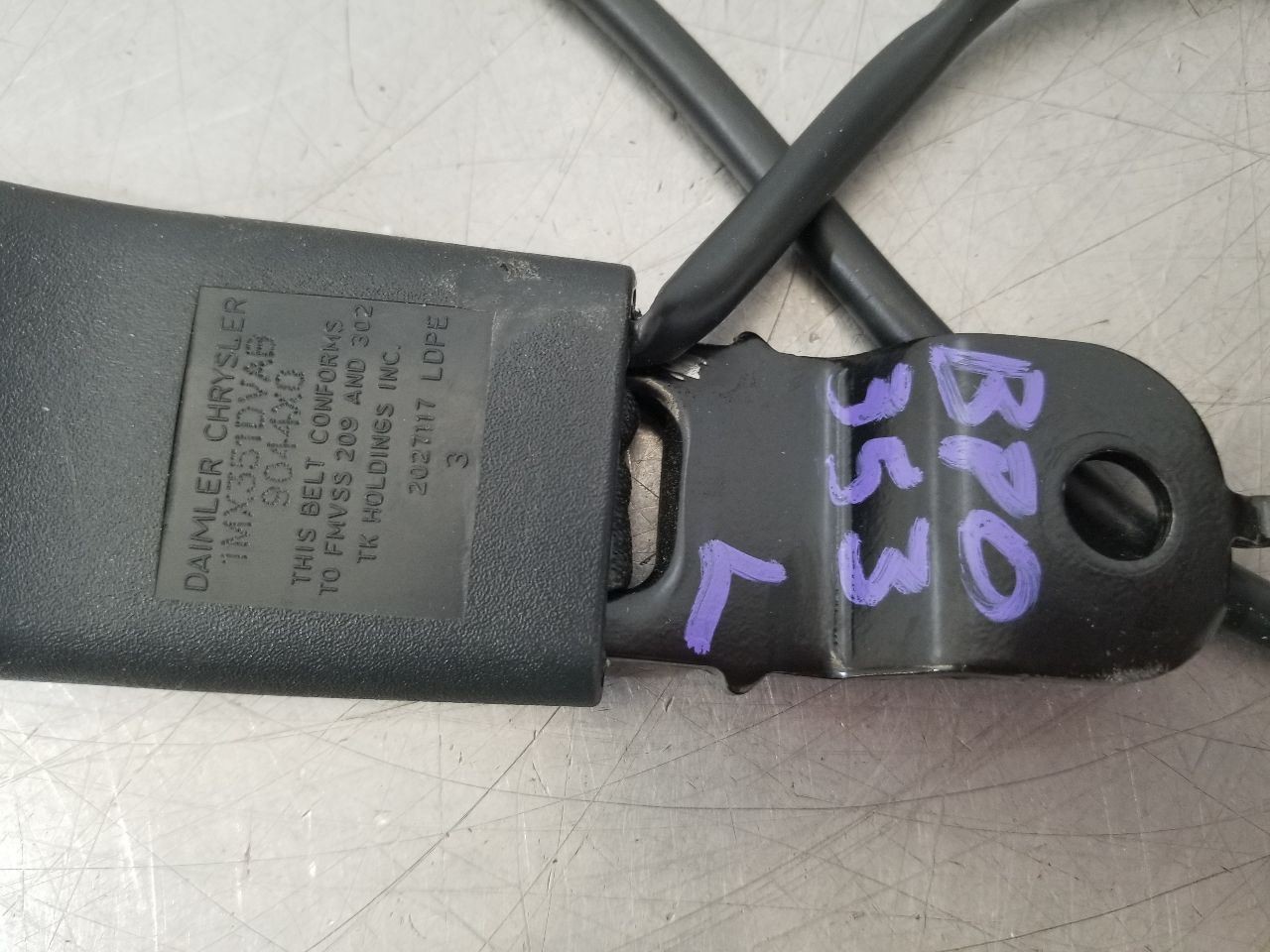 09 2009 DODGE CHALLENGER R/T FRONT BUCKET SEAT BELT BUCKLE BLACK LEFT DRIVER