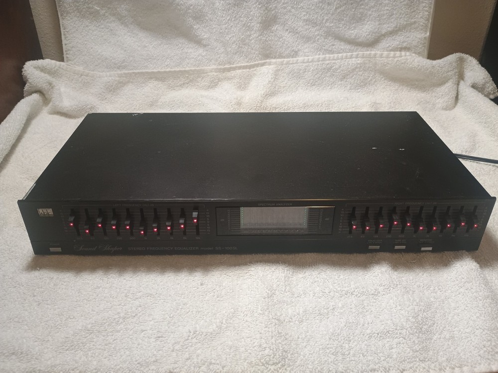 Audio Source Sound Shaper Stereo Frequency Equalizer SS-100 SL Tested & Works