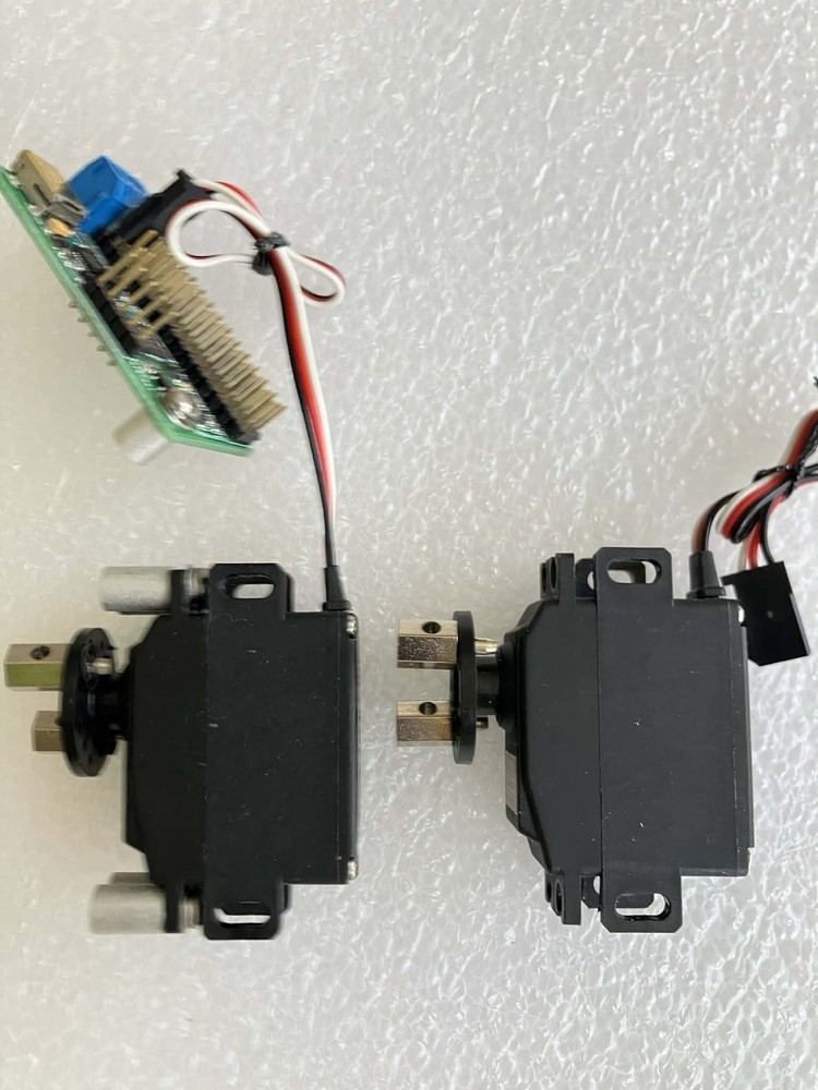 FUTABA S9602 Servo Motors