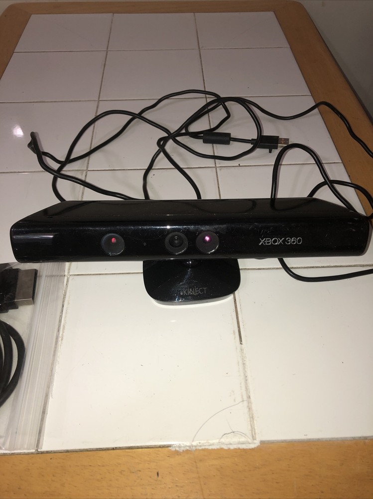 Authentic Microsoft Xbox 360 Kinect Sensor *Sensor And Wire