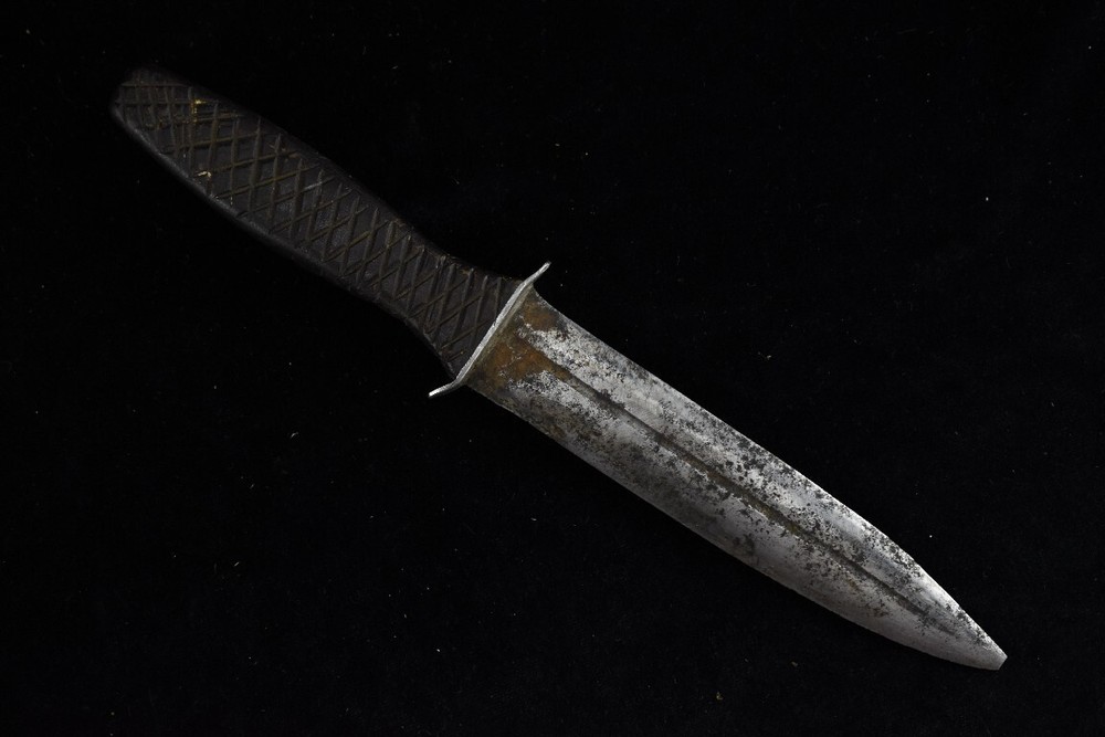 Vintage Old dagger 9.5"