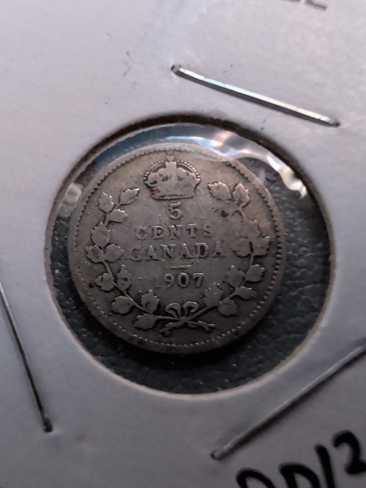 1907 Canada 5c Silver Coin-DD120