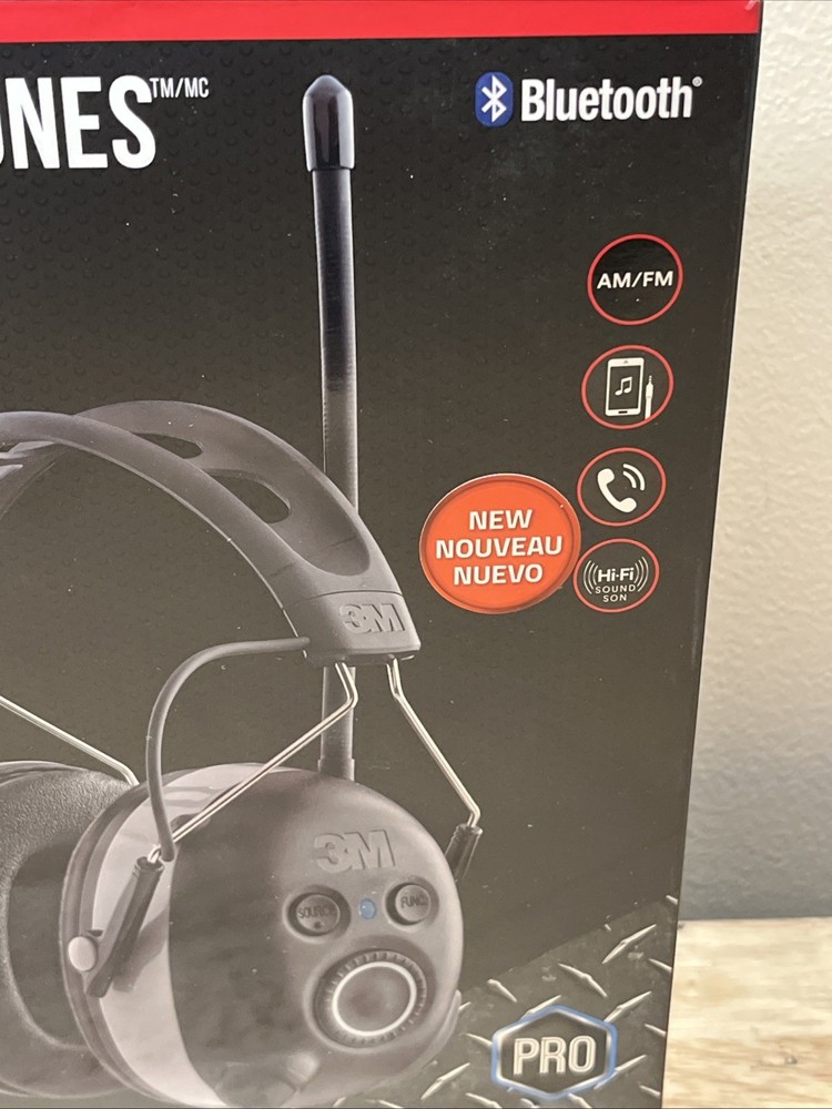 3M WorkTunes Connect + AM/FM Hearing Protector with Bluetooth®Technology