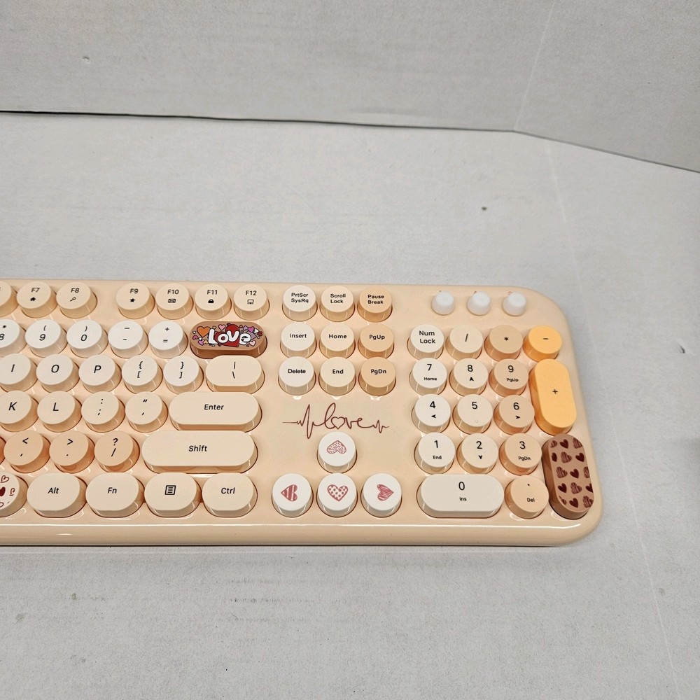 Lovely Wireless Keyboard And Mouse Combo Set