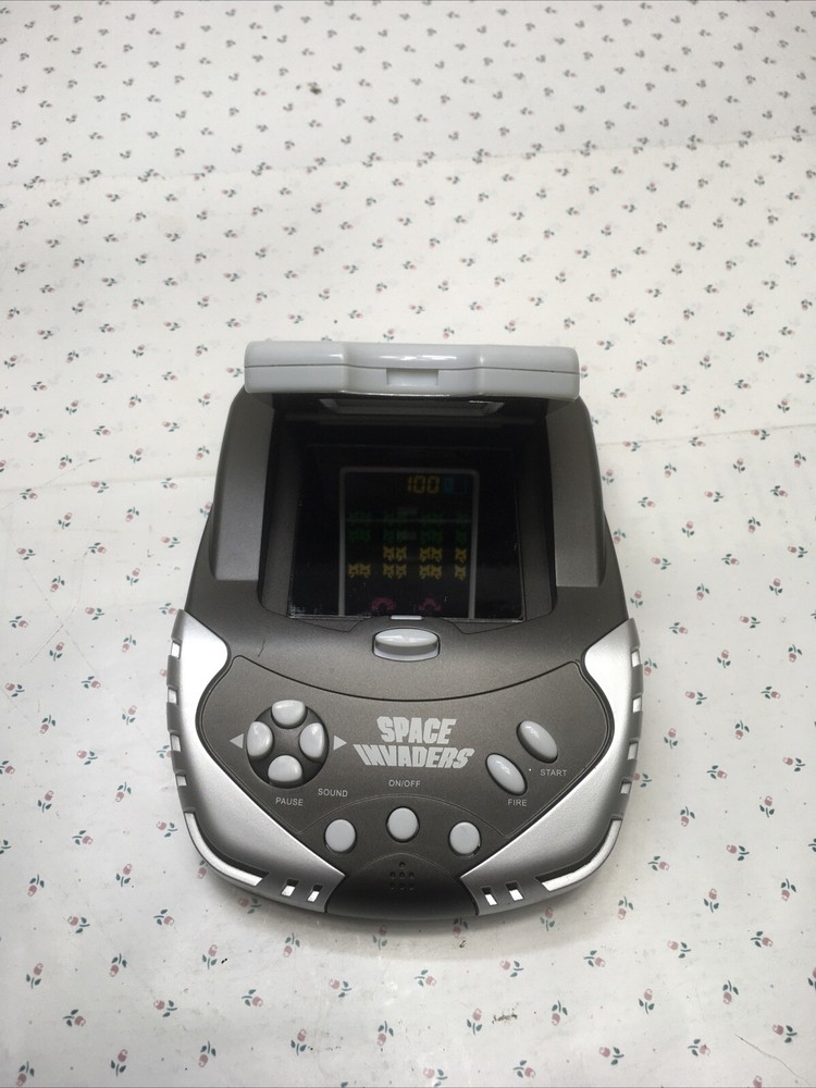 Excaliber Electronics Space Invaders Handheld Electronic Game 402-1-CS TESTED#54