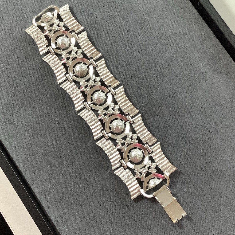 Vintage Silvertone Link Bracelet From 1950’s
