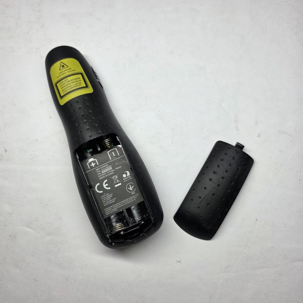 Logitech R-R0008 Wireless R400 Presentation Remote Clicker
