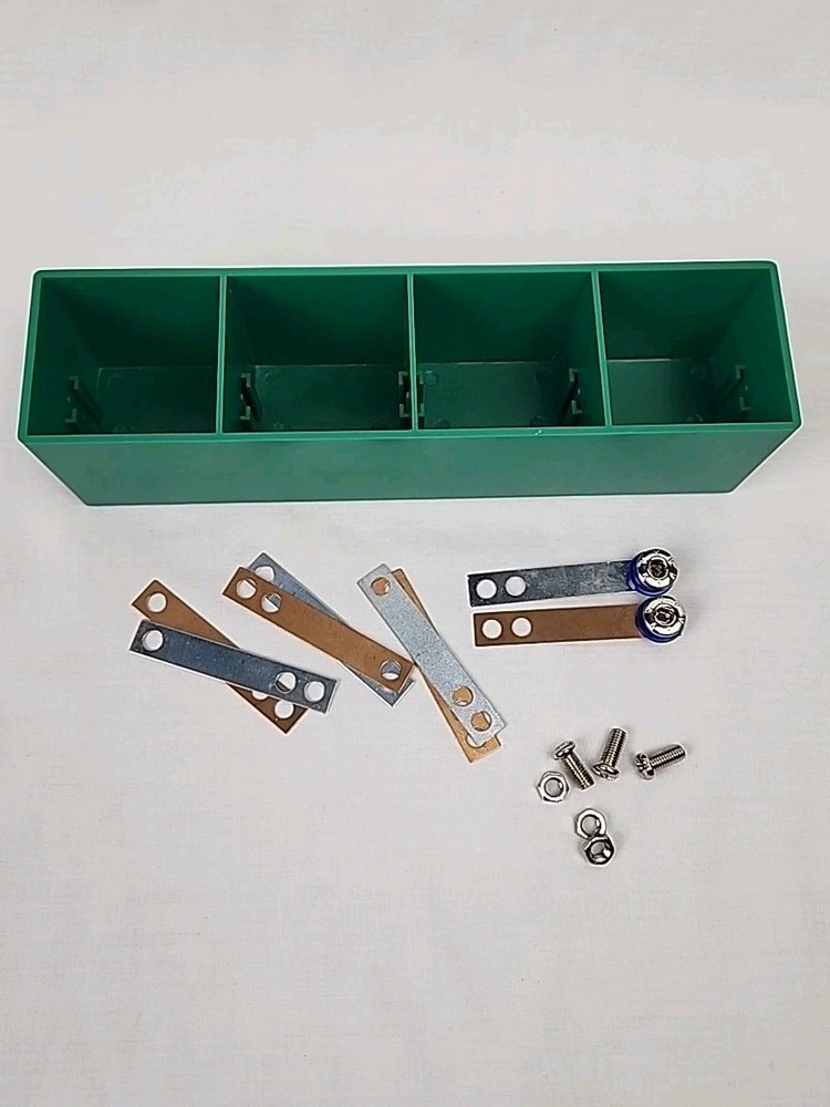 Elenco Snap Circuits Replacement Part Liquid Holder 6SCLH W/ Electrodes Hardware
