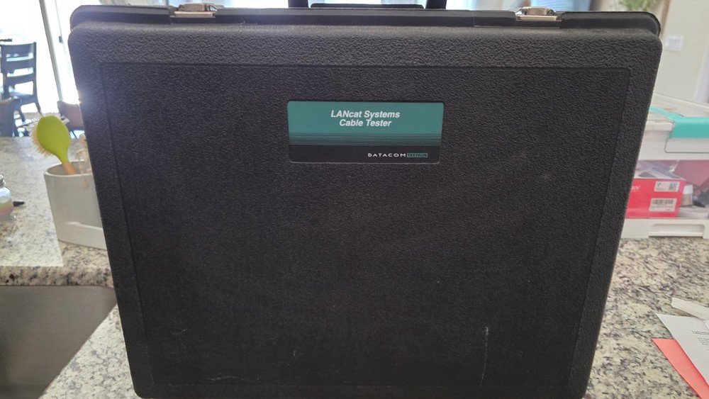 Datacom Textron LANcat System6 Cat 6 Cable Tester