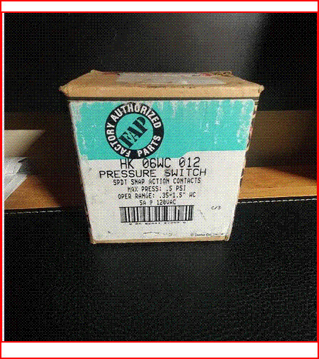 Carrier HK06WC012 Pressure Switch w/ Bracket