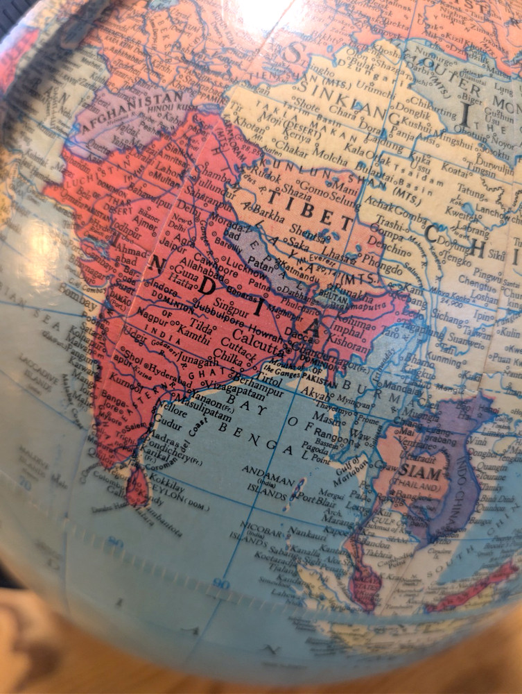 Excellent 1938 10" Replogle Precision Globe (Siam) Art Deco