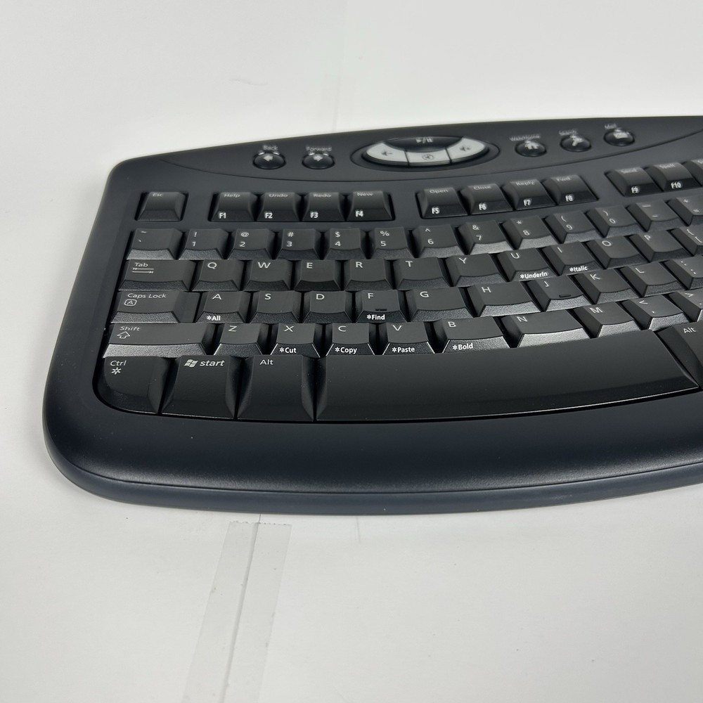 Microsoft wireless desktop combo 3000- keyboard, mouse, receiver - USB