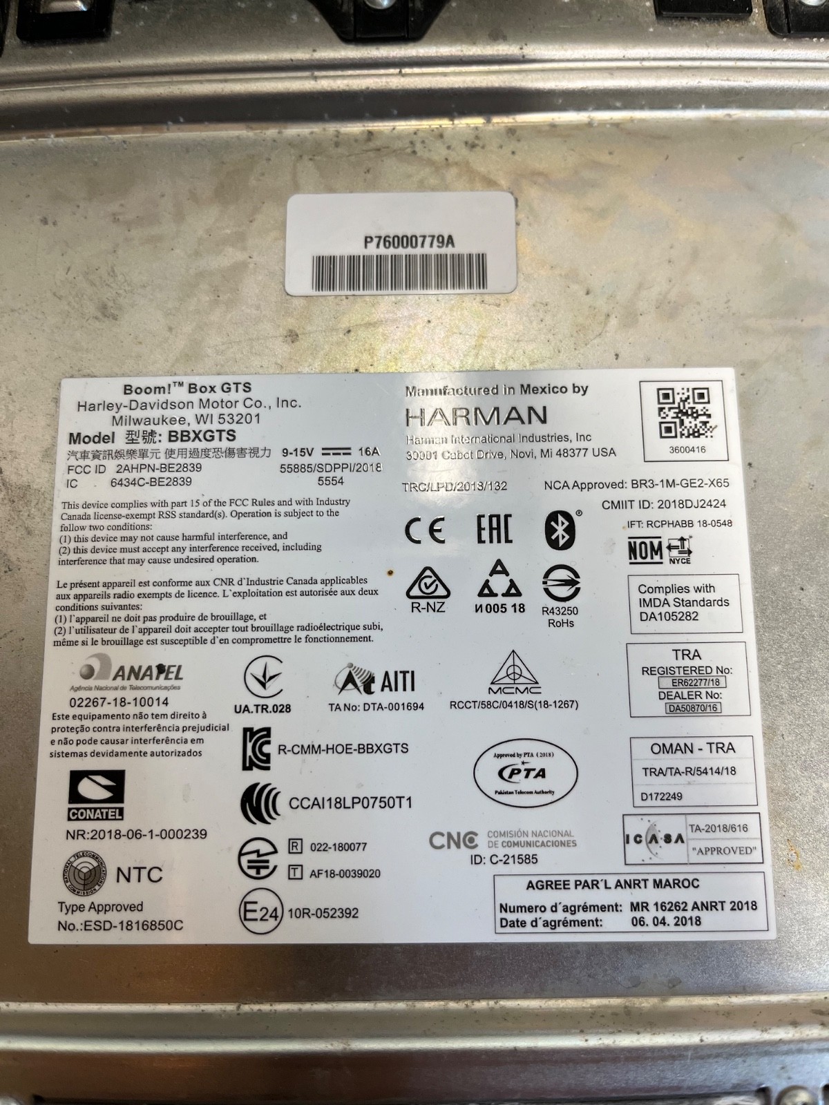 19-23 HARLEY TOURING OEM BOOM BOX GTS RADIO TOUCHSCREEN 6.5" 76000783 *