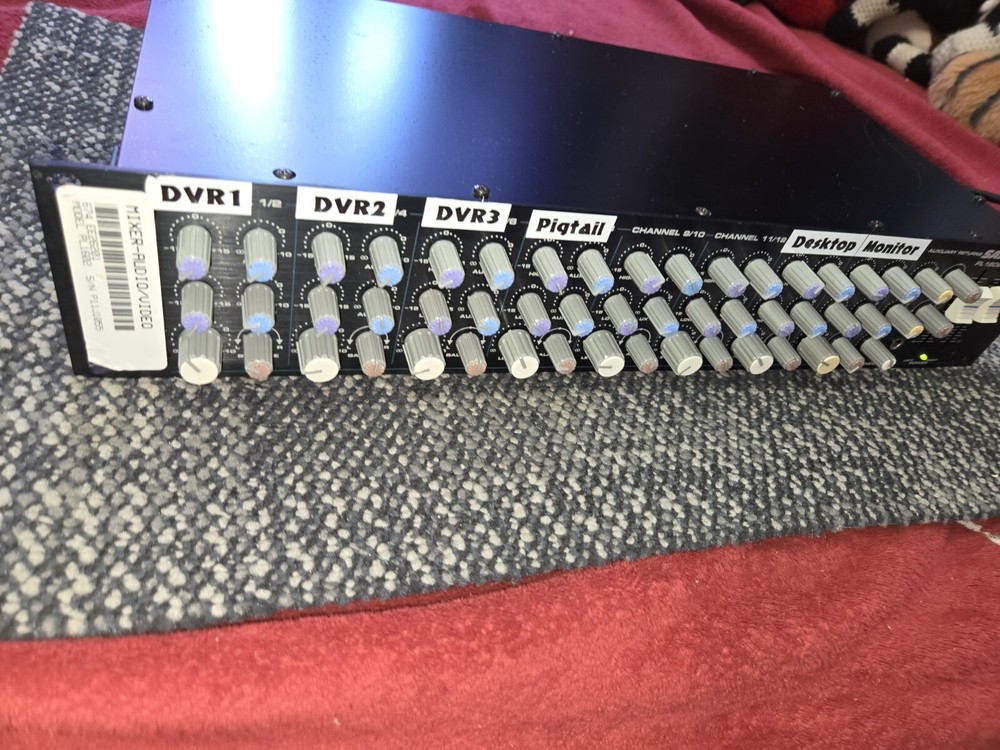 Samson PL1602 16 Channel Line Mixer