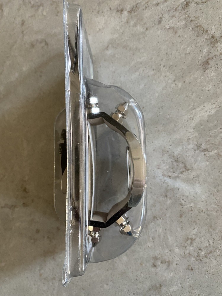 BRAND NEW SEALED MOTLEY CRUE SPIKED WATCH 2002 MOTLEY CRUE TOURING, INC