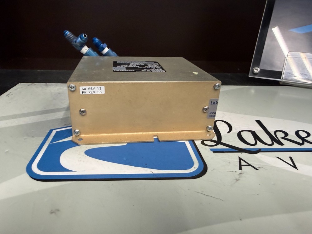 Air Data Computer SAC735 305548-00 Removed Working