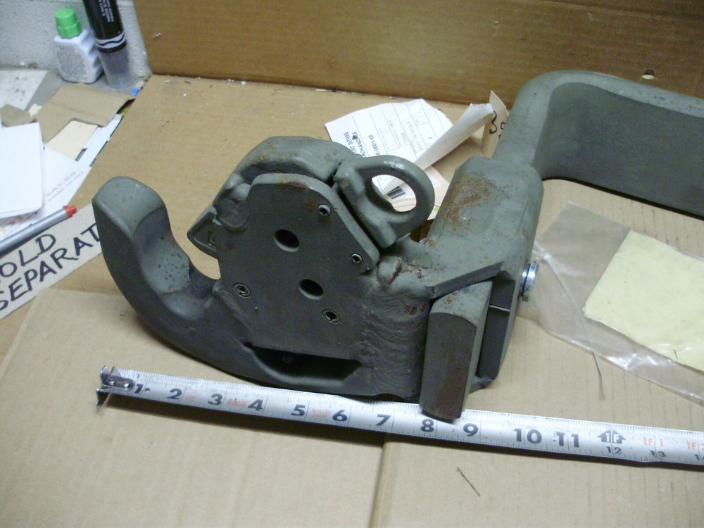 Agco Carraro VA359632 3pt Hitch Lower Left Hand Arm
