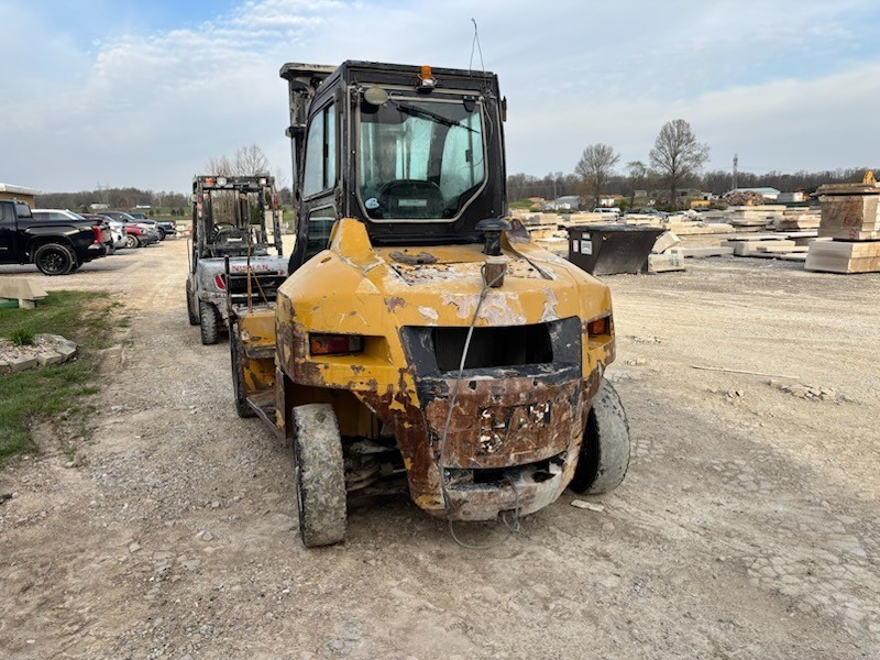 CAT DP70N Forklift