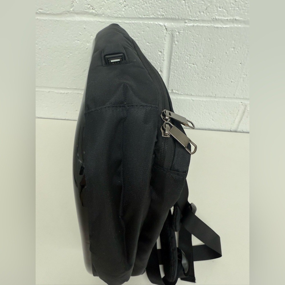 Hard shell Glossy Black Gaming Laptop Backpack