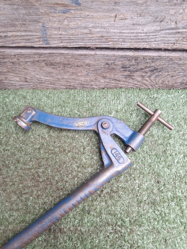 Vintage Record 146 Bench Holdfast Clamp MISSING COLLAR Old Tools (#023)