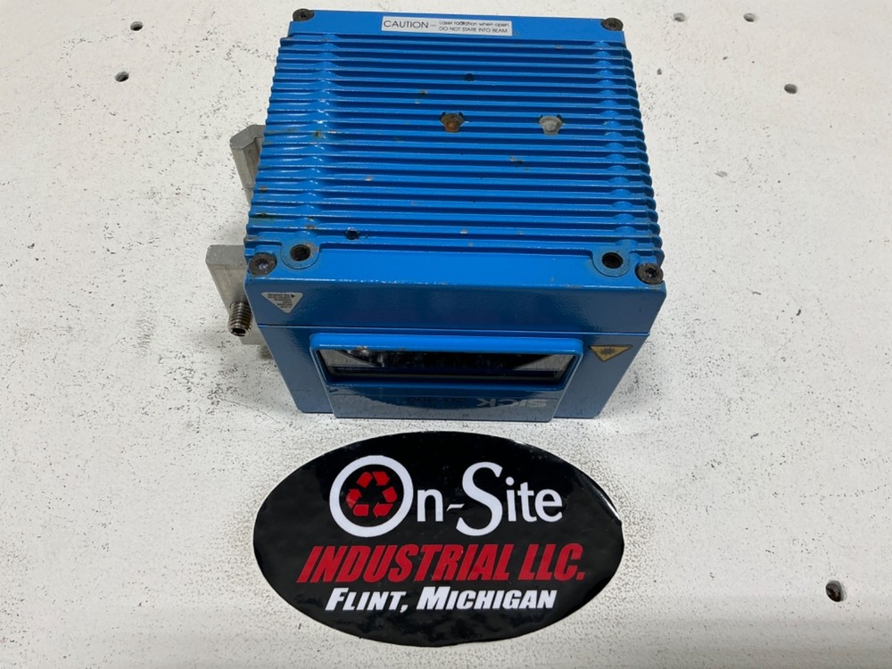 SICK CLV490-0010 FIXED MOUNT BARCODE SCANNER CLV490