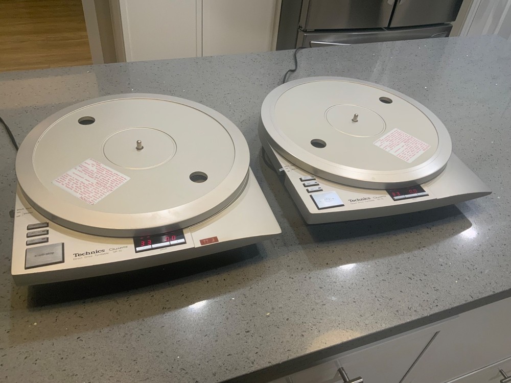 (2) Technics SP-15 Turntable, work perfectly