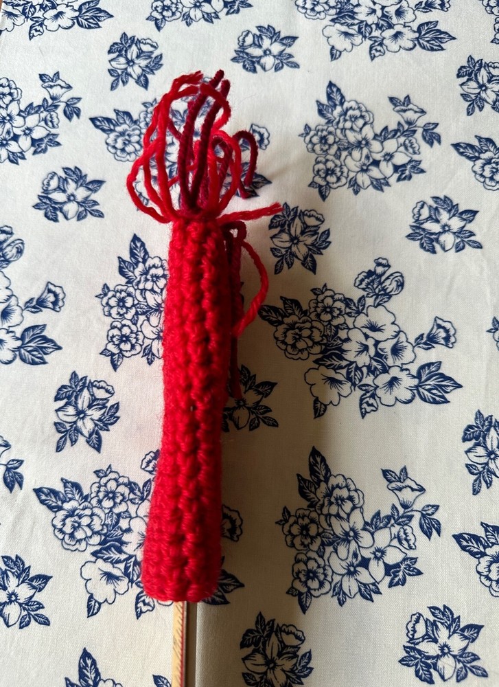 Cobweb Duster Eco-Friendly Reusable Handmade Crochet Bright Red Corner Cleaner