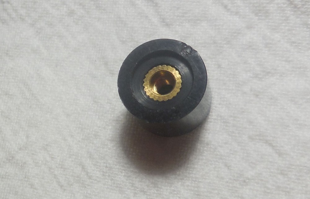 Qty(2) Black RH Threaded Knob 3-56