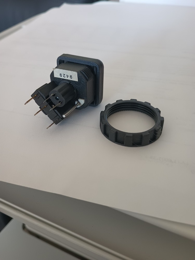 IGT Slot Machine Original Replacement Button “Max Bet” Small Button