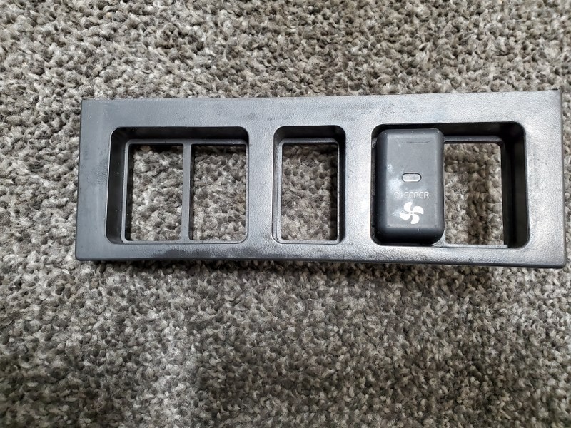 Volvo SWITCH PANEL Dash Panel 3175616 - FREE SHIPPING