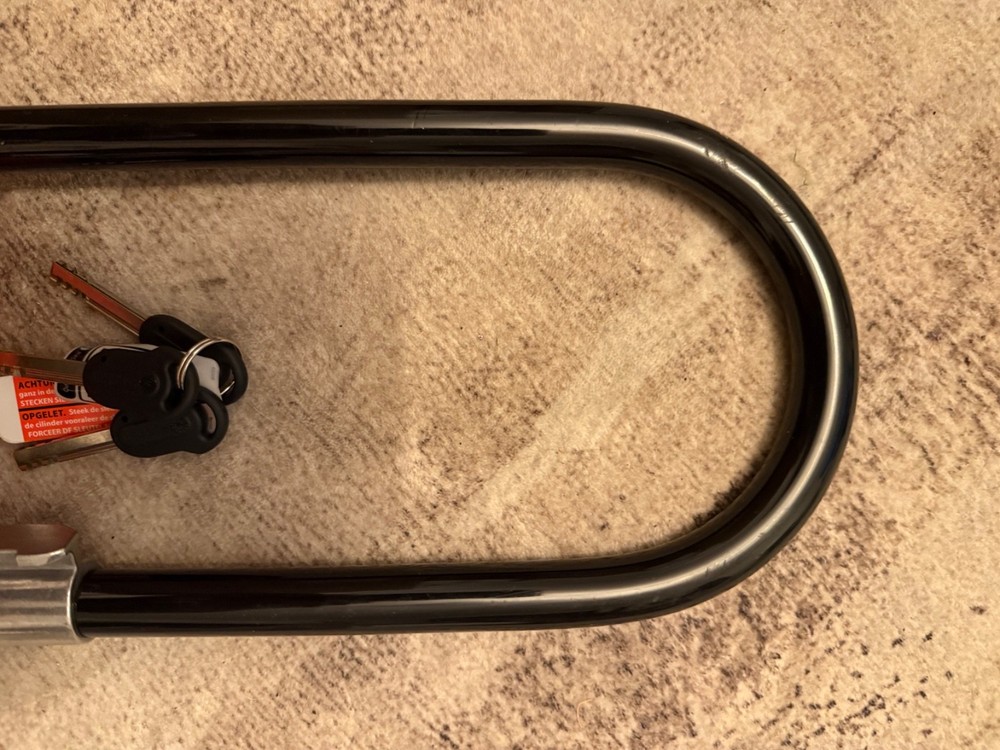 Kryptonite Evolution Series U-Lock 4 x 9" /U-Lock & (3) Keys Only