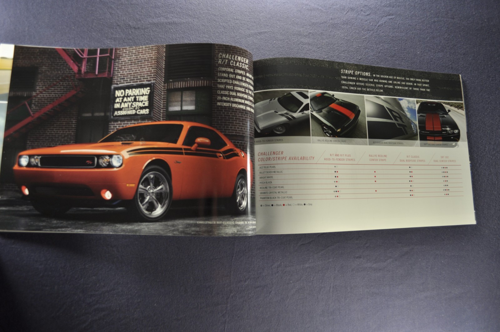 2013 Dodge Challenger Brochure SXT R/T SRT 392 Hemi Rallye Excellent Original 13