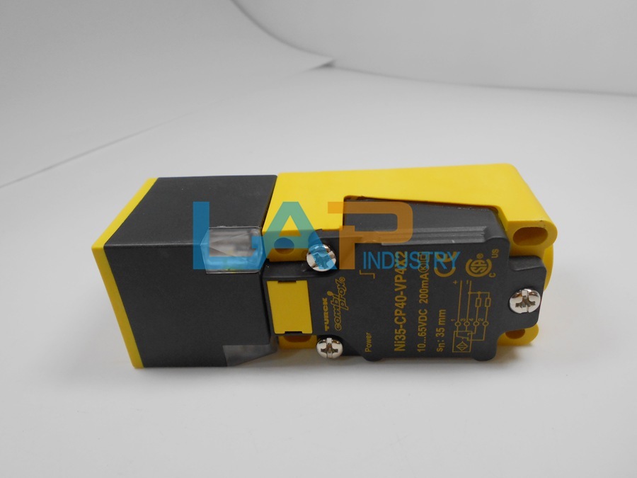 1Pcs New Proximity Switch Sensor NI35-CP40-VP4X2