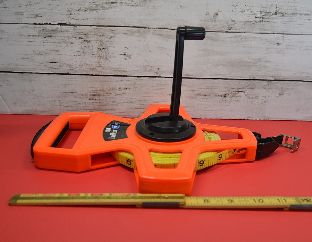 LUFKIN 'PRO SERIES PS-1706' 100' Pull out/Wind Up Measuring Tape EUC TOOLS