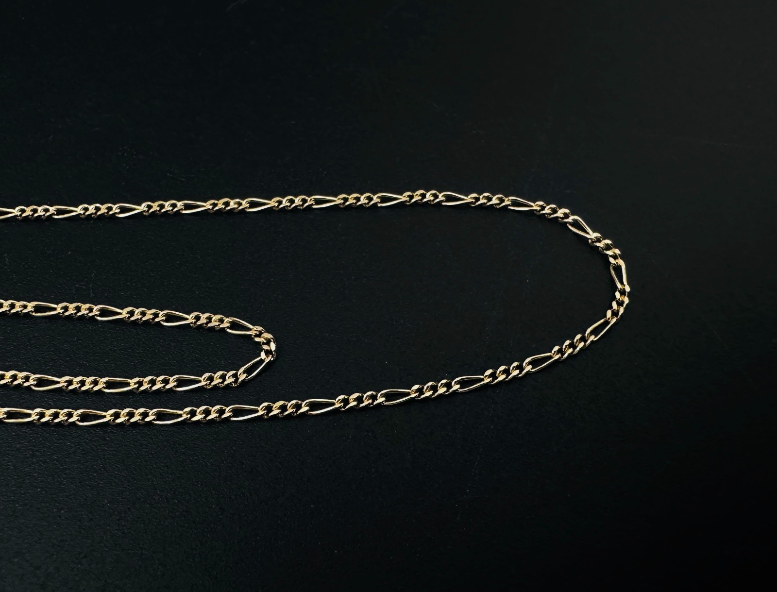 Estate Solid 14K Yellow Gold Thin Figaro Link Chain Necklace 1.2mm 18 1/4", 1.9g