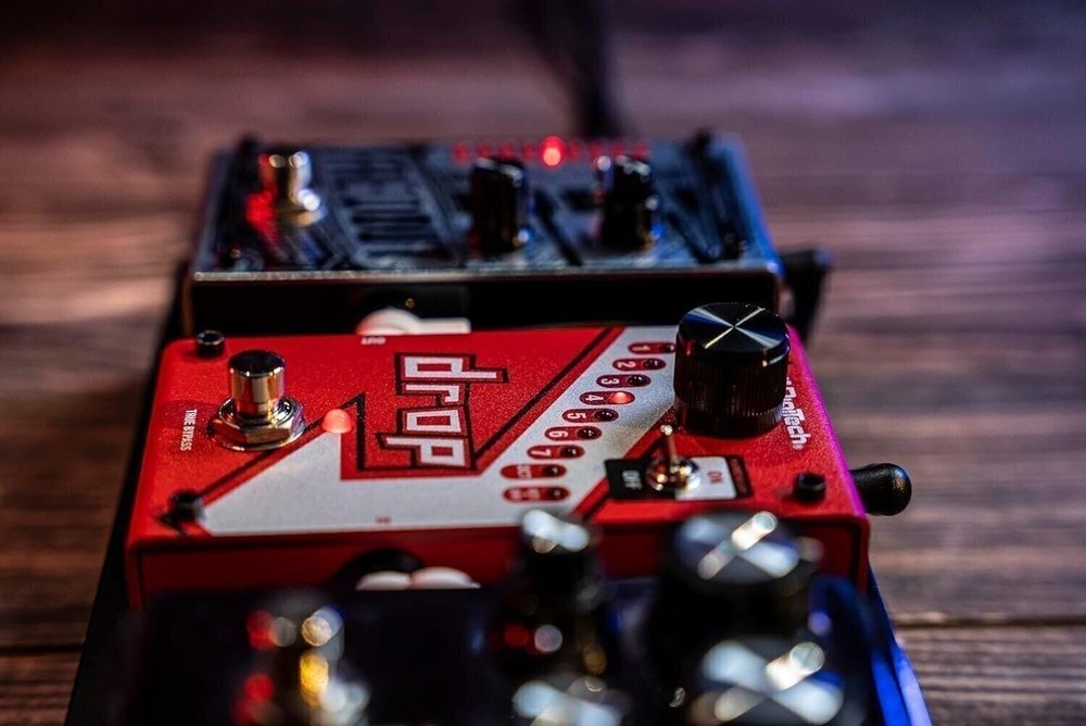 DigiTech DROP Compact Polyphonic Drop Tune Pitch-Shifter