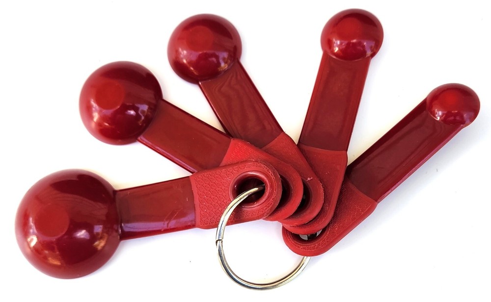 KitchenAid Red/ Raspberry Color Measuring Spoons [COMPLETE] (EUC)