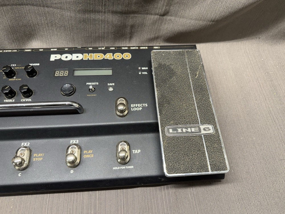 LINE6 POD HD400 Multi-Effects Processor (USED)