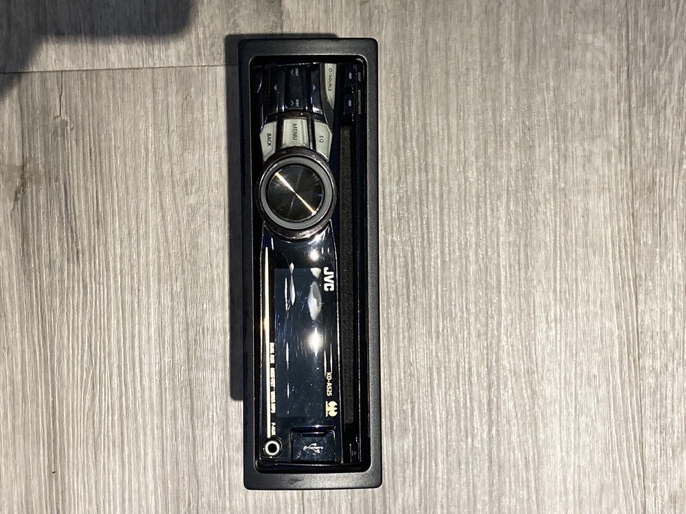 JVC KD-A525 Head Unit - Untested